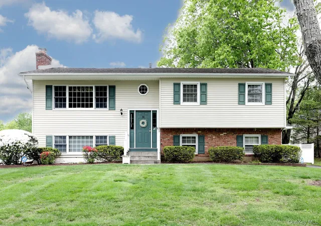 1st image of 55 Stonewall Ln, Congers, NY 10920 | MLS# 985571
