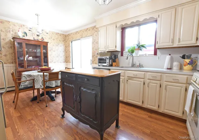 Photo 2 of Sale Pending at 78 N Bicycle Path, Brookhaven, NY 11784 | MLS# 985604 | Listing updated on 2026-09-19