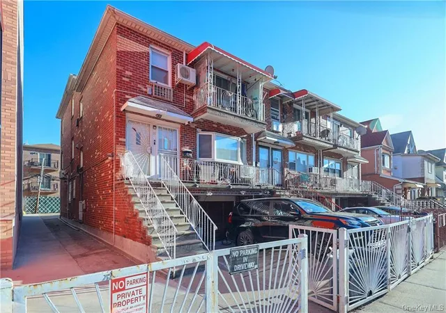 Photo 3 of Sale Pending at 15 Bay 20th St, Brooklyn, NY 11214 | MLS# 985629 | Listing updated on 2026-06-16