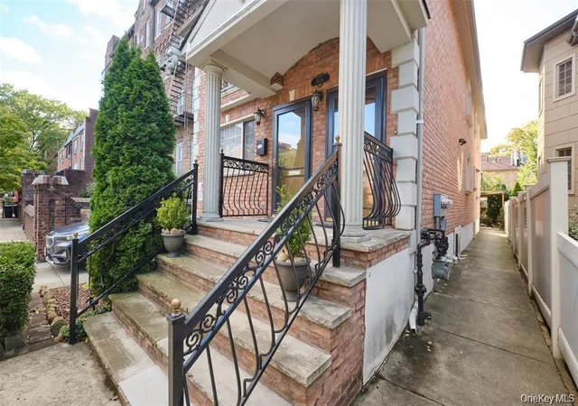 Photo 3 of Sale Pending at 84 34 120 Street, New York, NY 11415 | MLS# 985639 | Listing updated on 2026-05-16