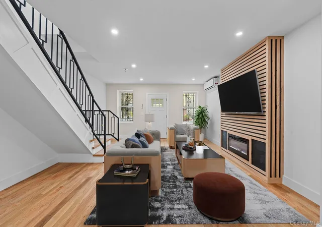 Photo 1 of Sale Pending at 518 E 29th Street, New York, NY 11210 | MLS# 985672 | Listing updated on 2026-06-30