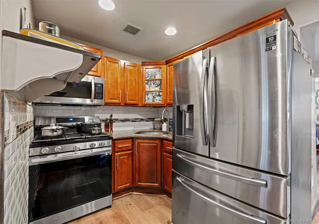 2nd image of 710 Saint Ouen St, New York, NY 10470 | MLS# 985700