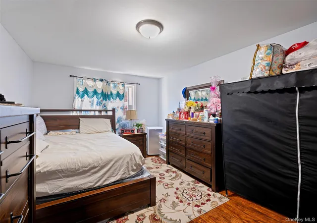 3rd image of 710 Saint Ouen St, New York, NY 10470 | MLS# 985700