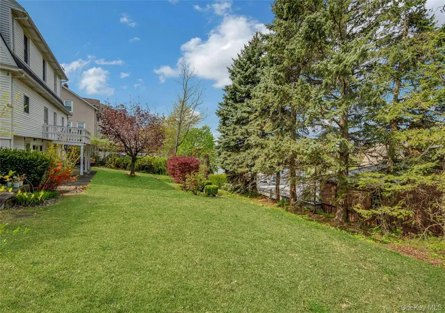 Listing Photo 2 - Condo for sale in building located at 295 Columbus Ave, Harrison, NY 10604 - Unit #