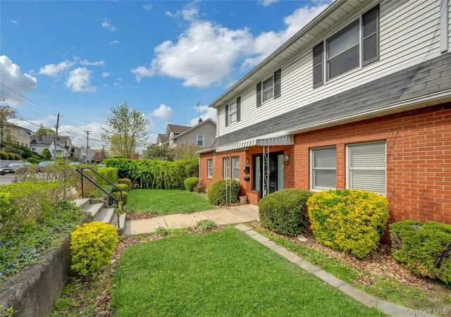 Listing Photo 4 - Condo for sale in building located at 295 Columbus Ave, Harrison, NY 10604