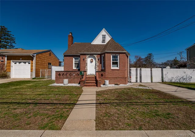 1st image of 70 Bristol St, Lindenhurst, NY 11757 | MLS# 985781