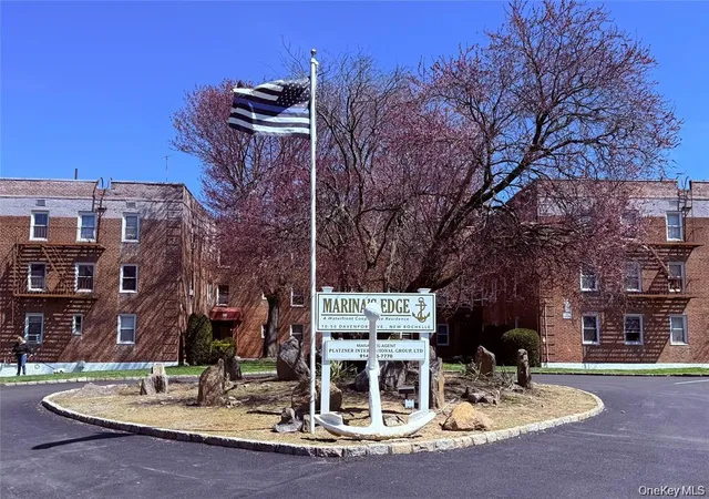 Homes for sale in New Rochelle, NY | 40 Davenport #2K, New Rochelle, NY 10801 | MLS# 985790