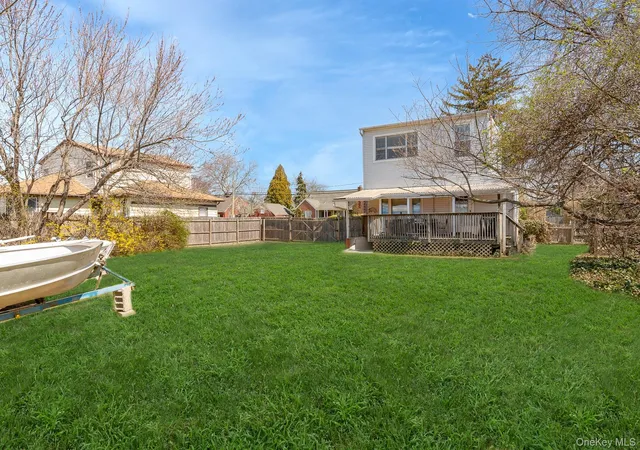 5th image of 183 S 7Th St, Lindenhurst, NY 11757 | MLS# 985810