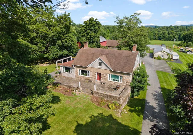 Homes for sale in Shawangunk, NY | 174 Hardenburgh Rd, Shawangunk, NY 12566 | MLS# 985820