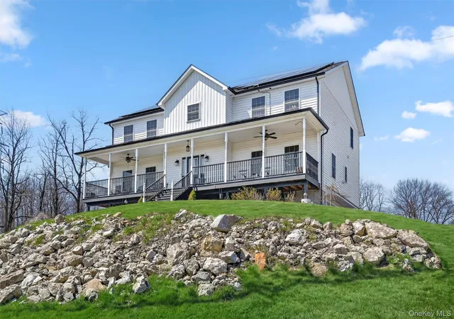 4th image of 26 Curtin Ln, Newburgh (town), NY 12542 | MLS# 985830