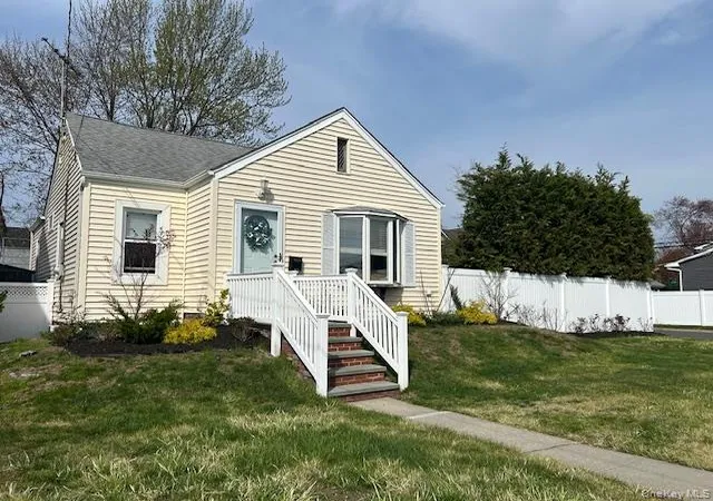 2nd image of 2984 Grand Blvd, Hempstead, NY 11510 | MLS# 985848