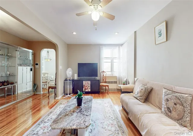 Listing Photo 5 - Condo for sale in building located at 67-40 Booth St, New York, NY 11375 - Unit #4O