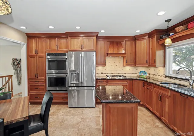 5th image of 24 Tad Ln, Oyster Bay, NY 11804 | MLS# 985879