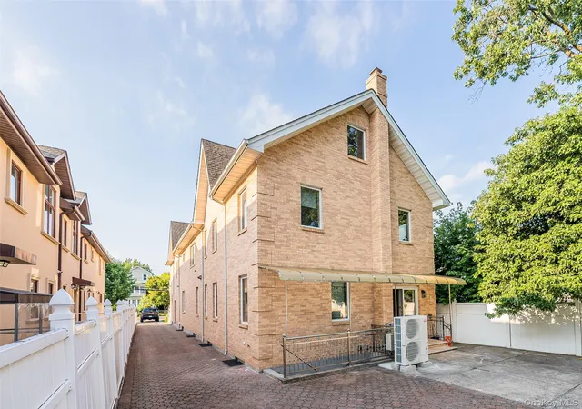 Photo 3 of Sale Pending at 213 58 35th Avenue, New York, NY 11361 | MLS# 985890 | Listing updated on 2026-05-19