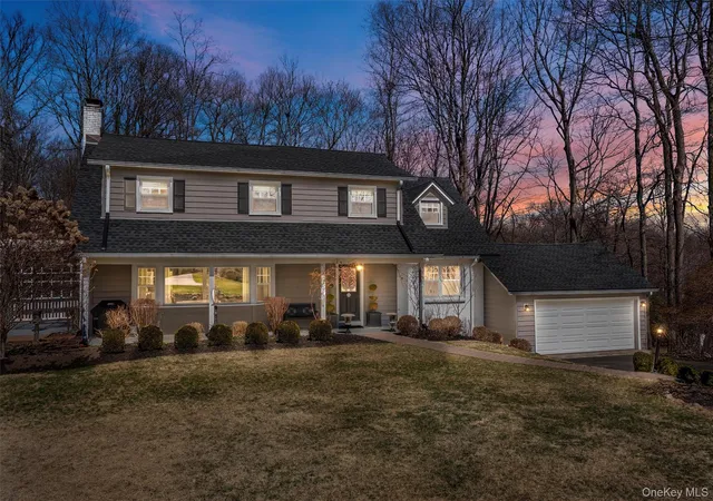 3rd image of 76 Smith Hill Rd, Airmont, NY 10952 | MLS# 985982