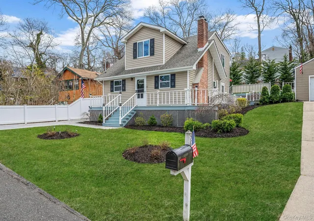 Photo 1 of Sale Pending at 38 Hawthorne Rd, Brookhaven, NY 11778 | MLS# 986051 | Listing updated on 2026-09-04