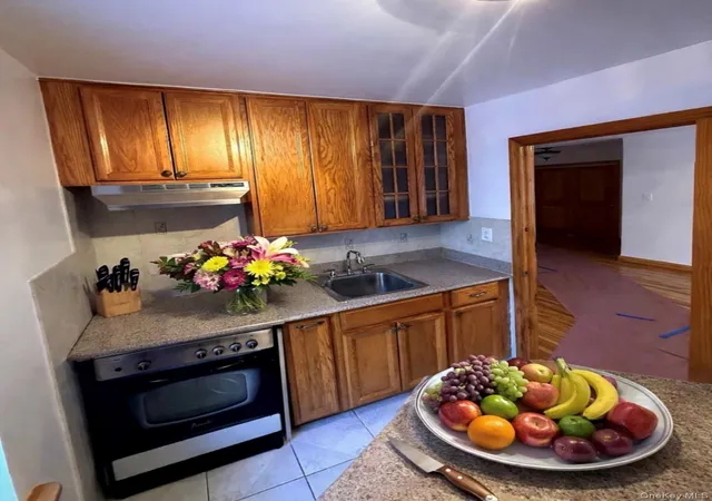 Photo 3 of Condo for sale at 3315 81st Street #1G, New York, NY 11372 | MLS# 986057 | Listing updated on 2026-09-16