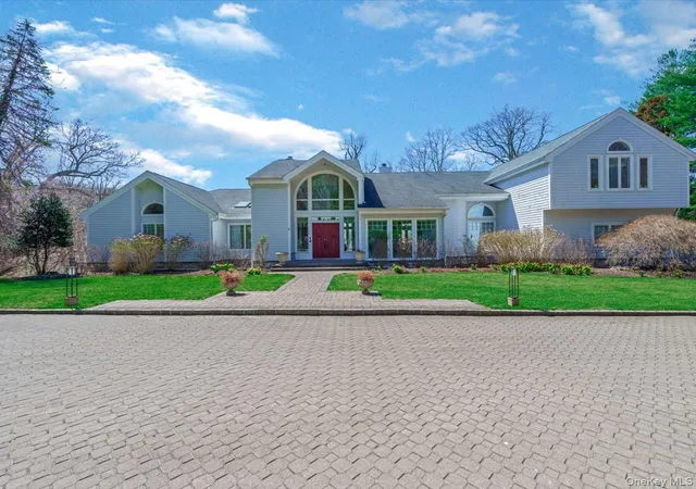 4th image of 19 Mallard Dr, Huntington, NY 11743 | MLS# 986062