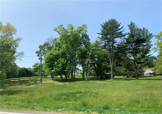 Photo 8 of Mansion for sale at 233 Highland Rd, Harrison, NY 10580 | MLS# 986082 | Listing updated on 2026-04-17
