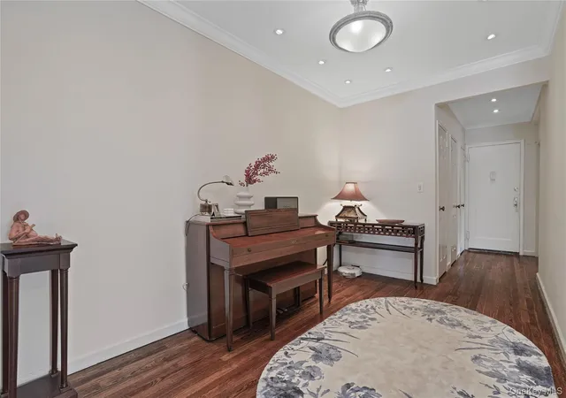 Homes for sale in White Plains, NY | 101 Old Mamaroneck Rd #2A7, White Plains, NY 10605 | MLS# 986094