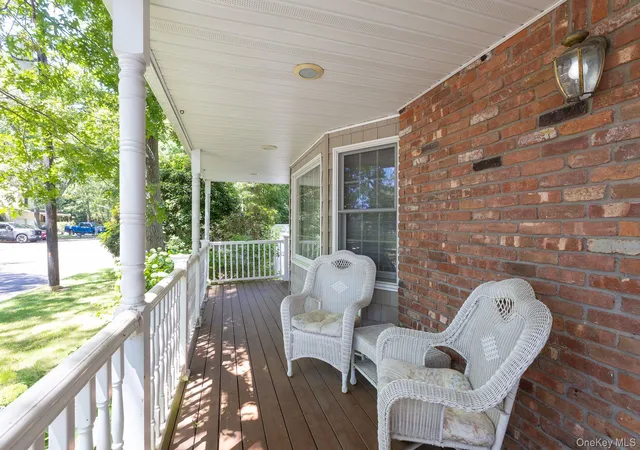 3rd image of 97 Krispin Ln, East Setauket, NY 11733 | MLS# 986107