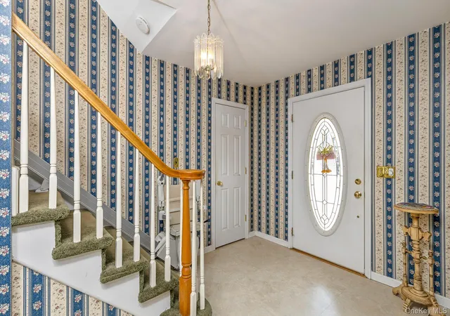 4th image of 97 Krispin Ln, East Setauket, NY 11733 | MLS# 986107