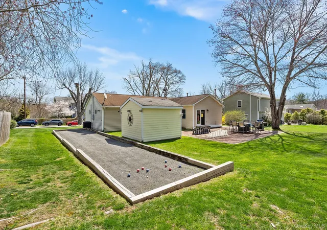 Homes for sale in Yorktown, NY | 3453 Flanders Dr, Yorktown, NY 10598 | MLS# 986119