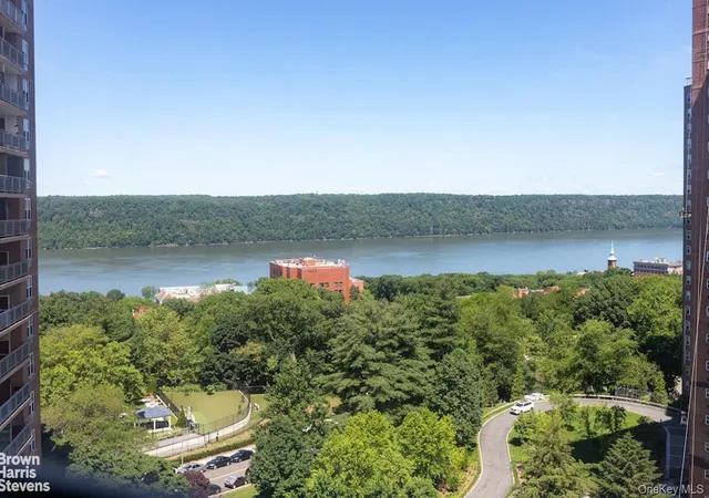 1st image of 5800 Arlington Ave #15B, Bronx, NY 10471 | MLS# 986131