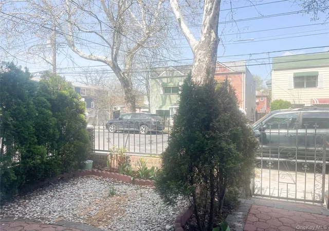3rd image of 1180 E 223Rd St, New York, NY 10466 | MLS# 986152