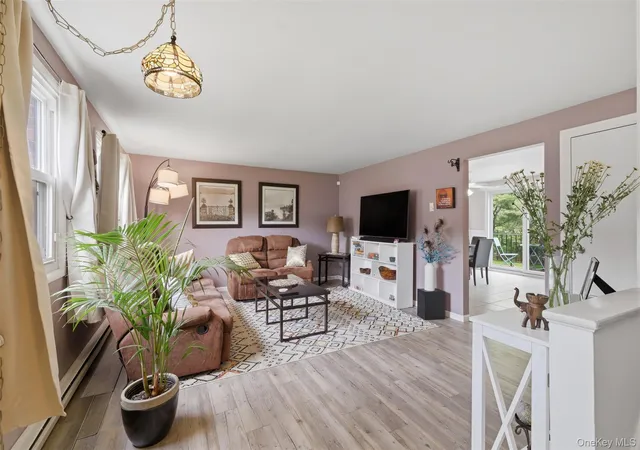 Photo 3 of Sale Pending at 303 Parr Meadow Dr #3C, Newburgh (town), NY 12550 | MLS# 986174 | Listing updated on 2026-09-19