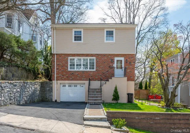 Photo 3 of Sale Pending at 8 Arthur St, Yonkers, NY 10701 | MLS# 986177 | Listing updated on 2026-07-24