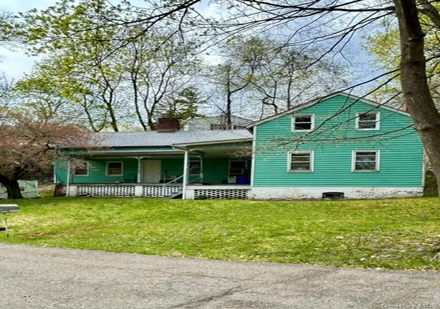 Photo 4 of Single family home for sale at 1 Boulderberg Rd, Stony Point, NY 10986 | MLS# 986195 | Listing updated on 2026-09-18