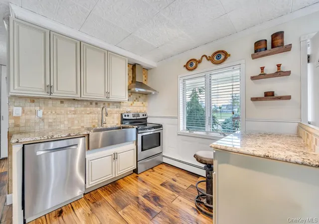 4th image of 54 Polaris Dr, Hempstead, NY 11756 | MLS# 986206
