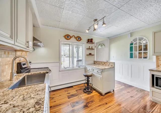 5th image of 54 Polaris Dr, Hempstead, NY 11756 | MLS# 986206
