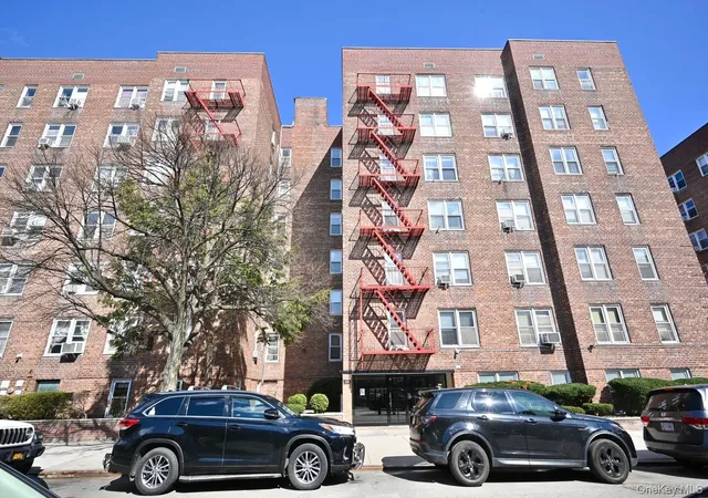 1st image of 33 25 90 St #5D, Jackson Heights, NY 11372 | MLS# 986226