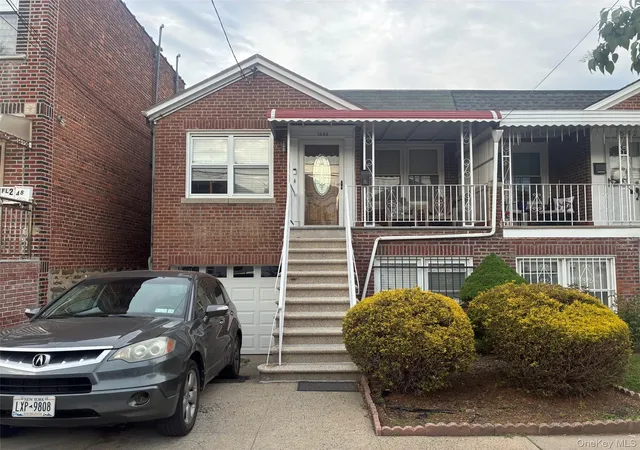 Photo 2 of Multi family home for sale at 1844 Tomlinson Ave, New York, NY 10461 | MLS# 986233 | Listing updated on 2026-09-24