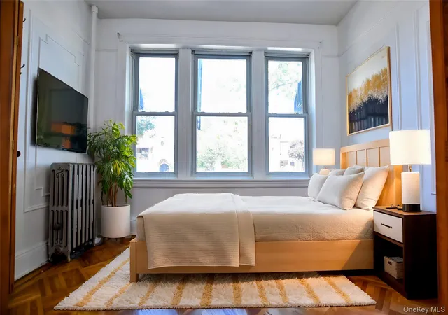 5th image of 18-44 21St Dr, Astoria, NY 11105 | MLS# 986255