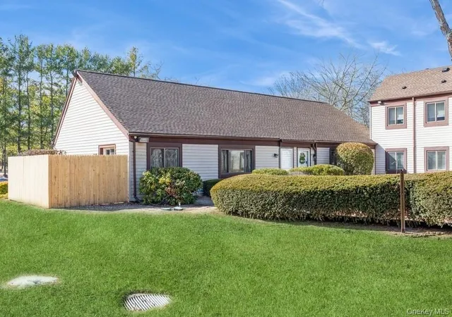 1st image of 524 Picasso Wy #524, Brookhaven, NY 11953 | MLS# 986261