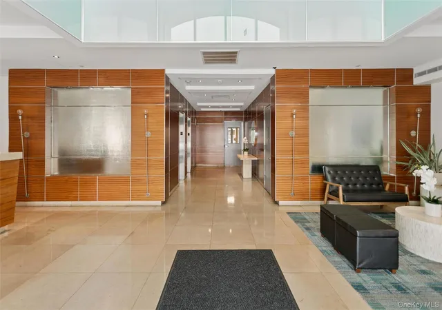 2nd image of 260 W Broadway, Long Beach, NY 11561