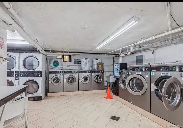 Homes for sale in New York, NY | 37-21 80Th St #4, New York, NY 11372 | MLS# 986298