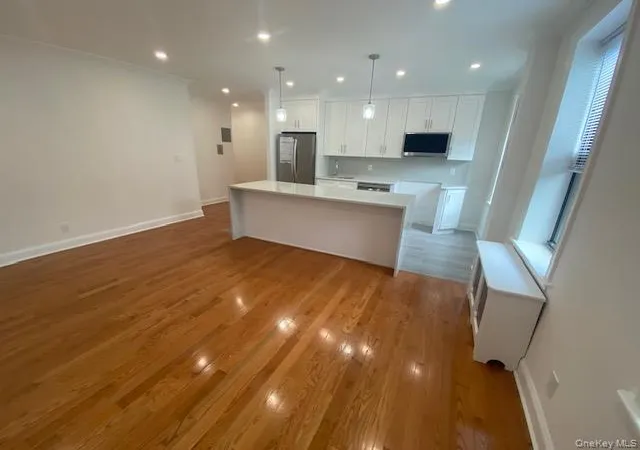 Homes for sale in New York, NY | 37-21 80Th St #4, New York, NY 11372 | MLS# 986298