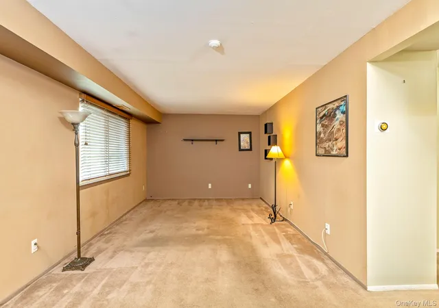5th image of 129 Pointe Cir N #129, Brookhaven, NY 11727 | MLS# 986304