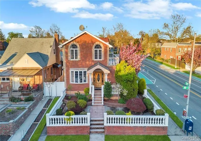 Photo 1 of Single family home for sale at 50-43 192nd Street, Fresh Meadows, NY 11365 | MLS# 986340 | Listing updated on 2026-10-08