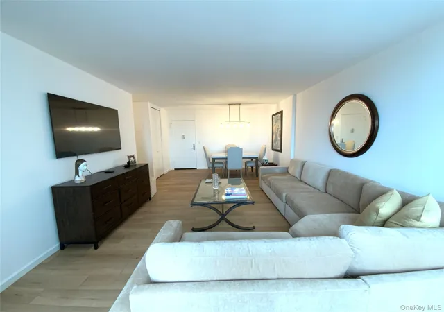 Photo 3 of Sale Pending at 27010 Grand Central Pkwy #3R, Floral Park, NY 11005 | MLS# 986359 | Listing updated on 2026-08-25