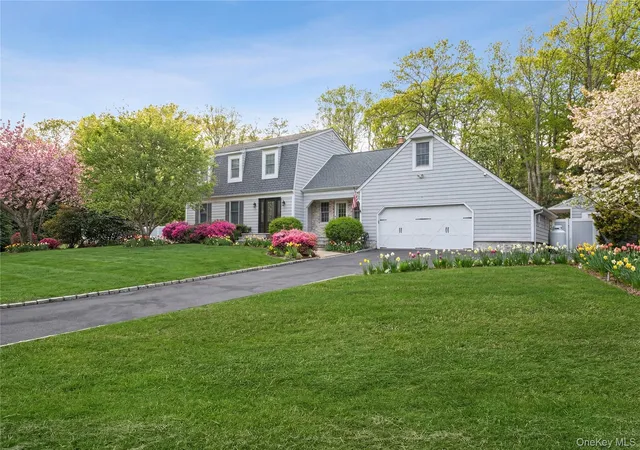 2nd image of 59 Linda Ln W, Riverhead, NY 11901 | MLS# 986406