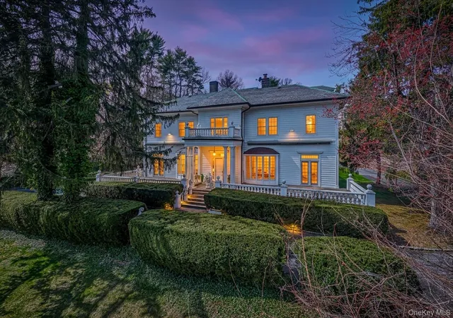 2nd image of 365 E Shore Rd, North Hempstead, NY 11023 | MLS# 986408