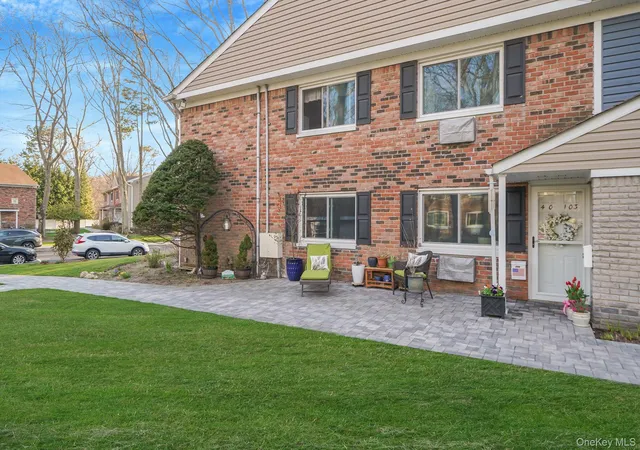 3rd image of 40 W 4Th St #103, Brookhaven, NY 11772 | MLS# 986564