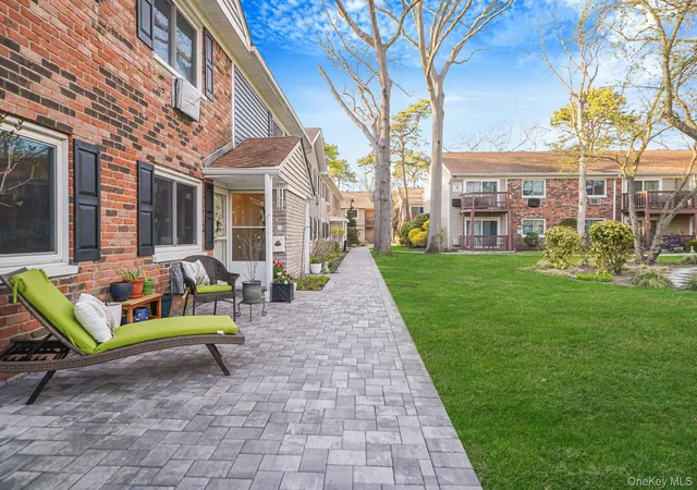 4th image of 40 W 4Th St #103, Brookhaven, NY 11772 | MLS# 986564
