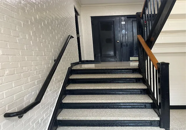 5th image of 22-31 76Th St, New York, NY 11370