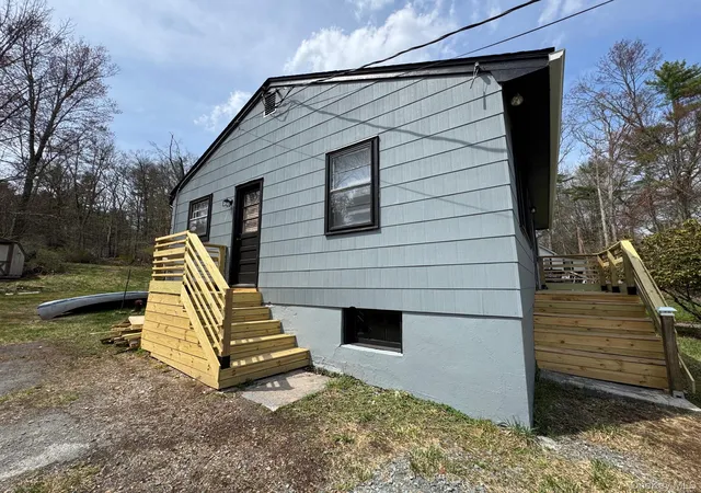 Photo 2 of Single family home for sale at 5 Lucky Ln, Tusten, NY 12764 | MLS# 986638 | Listing updated on 2026-08-17